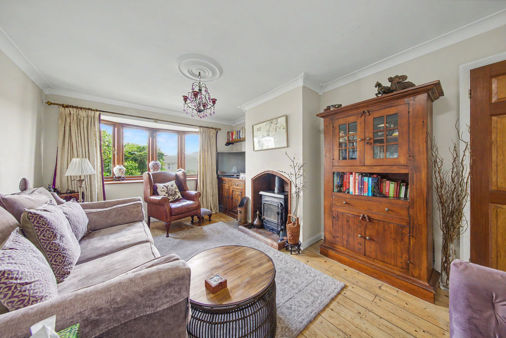 Chestnut Close